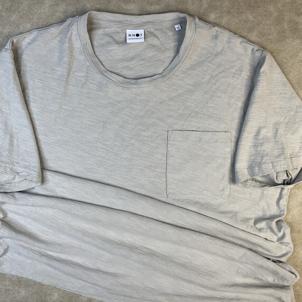 NN07 No Nationality T-Shirt Men Sz XL Textured Pocket Tee Short Sleeve Beige
